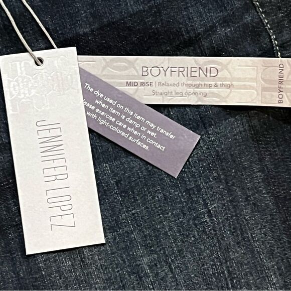 NWT Jennifer Lopez Boyfriend Mid Rise Straight Leg Jeans size 2 Stretch Denim - Picture 6 of 14
